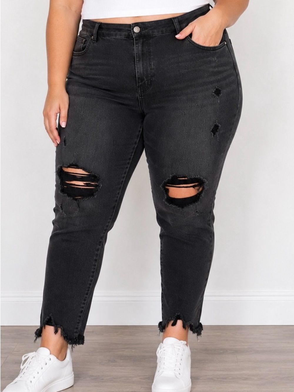 American Eagle Dream Jeans Size 18 Black Distressed High Rise Ankle Jeans
